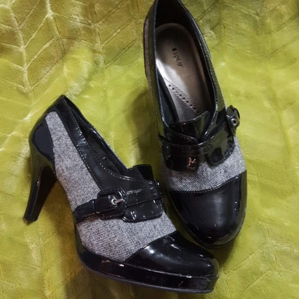 5/$25! Men's Wear Inspired Woman's Heel Shoe